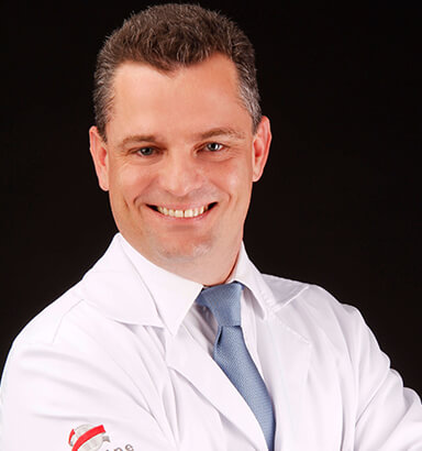 Dr. Cesar Zaze
